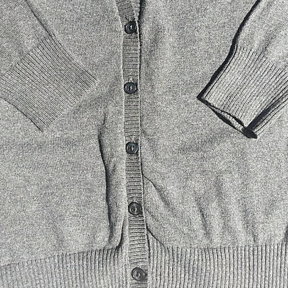 Old Navy Womens Cardigan - Picture 4 of 7